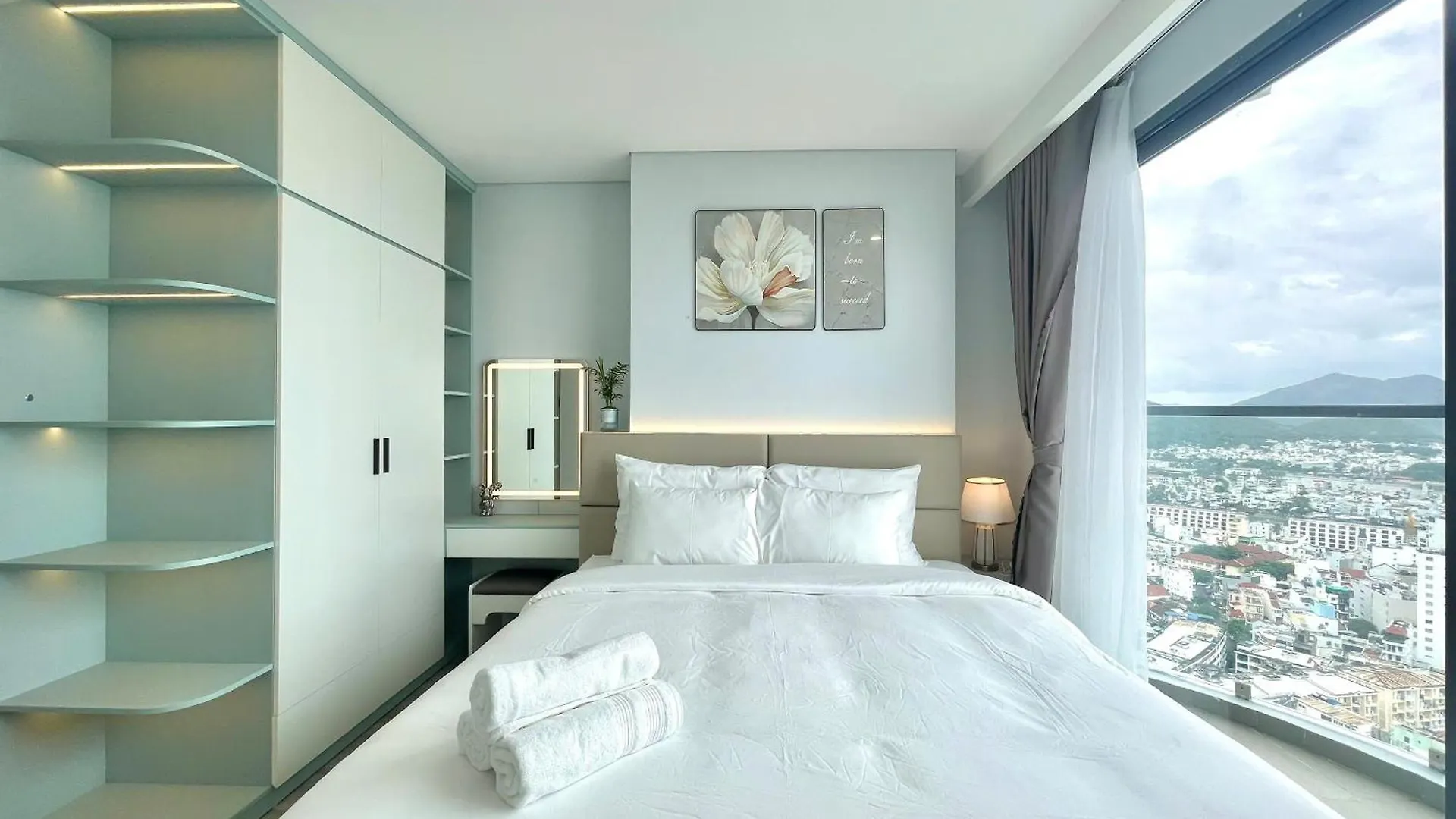 شقة Marina Suites Nha Trang - 2Brs - Luxury Full Option Apt - Sea&Mountain View