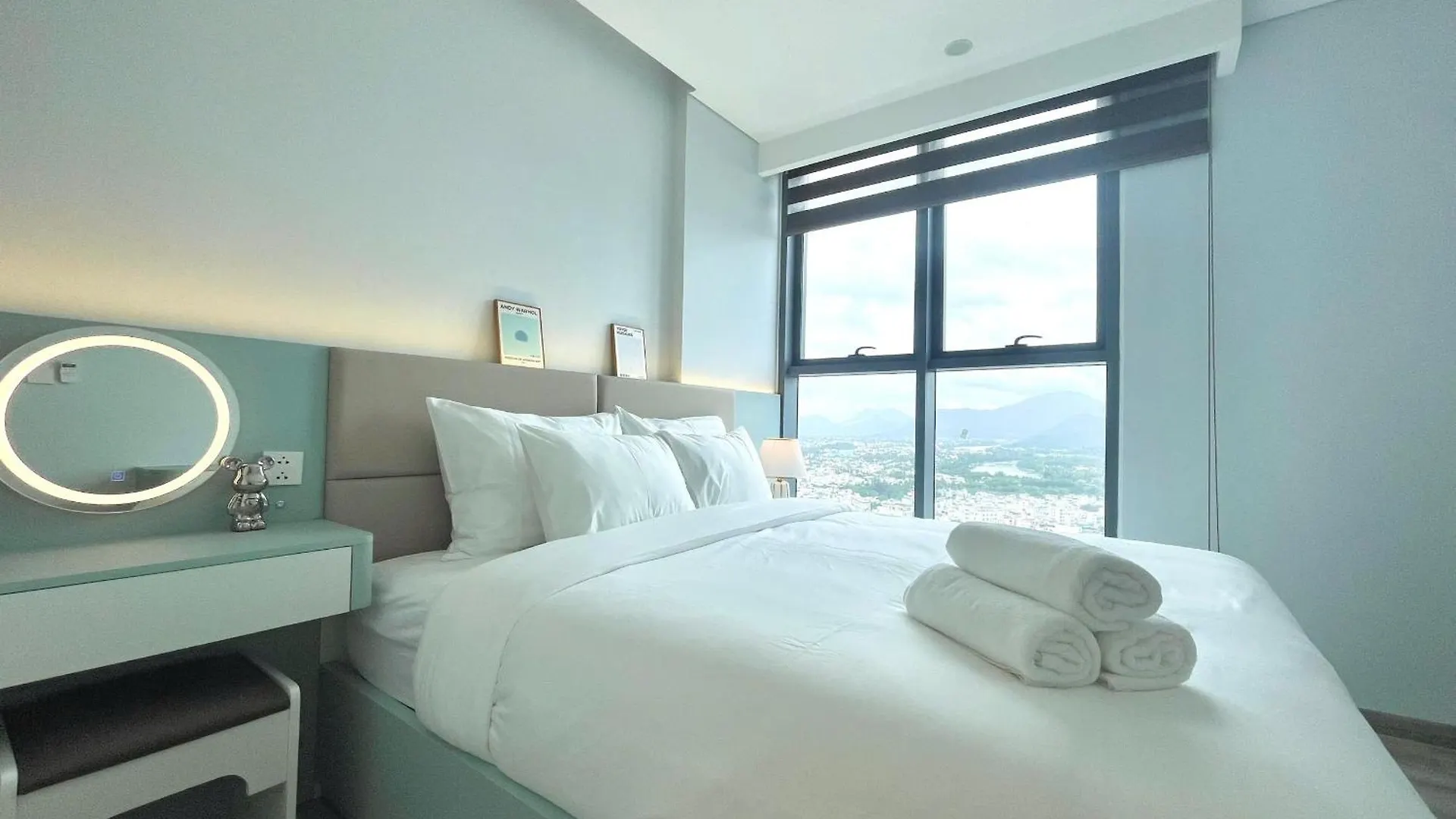 Marina Suites Nha Trang - 2Brs - Luxury Full Option Apt - Sea&Mountain View فيتنام