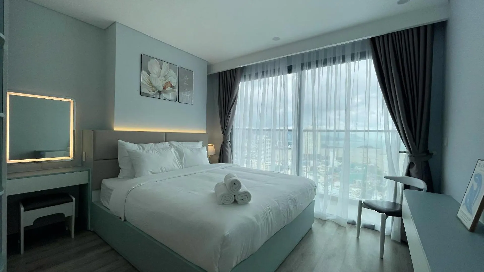 Marina Suites Nha Trang - 2Brs - Luxury Full Option Apt - Sea&Mountain View شقة