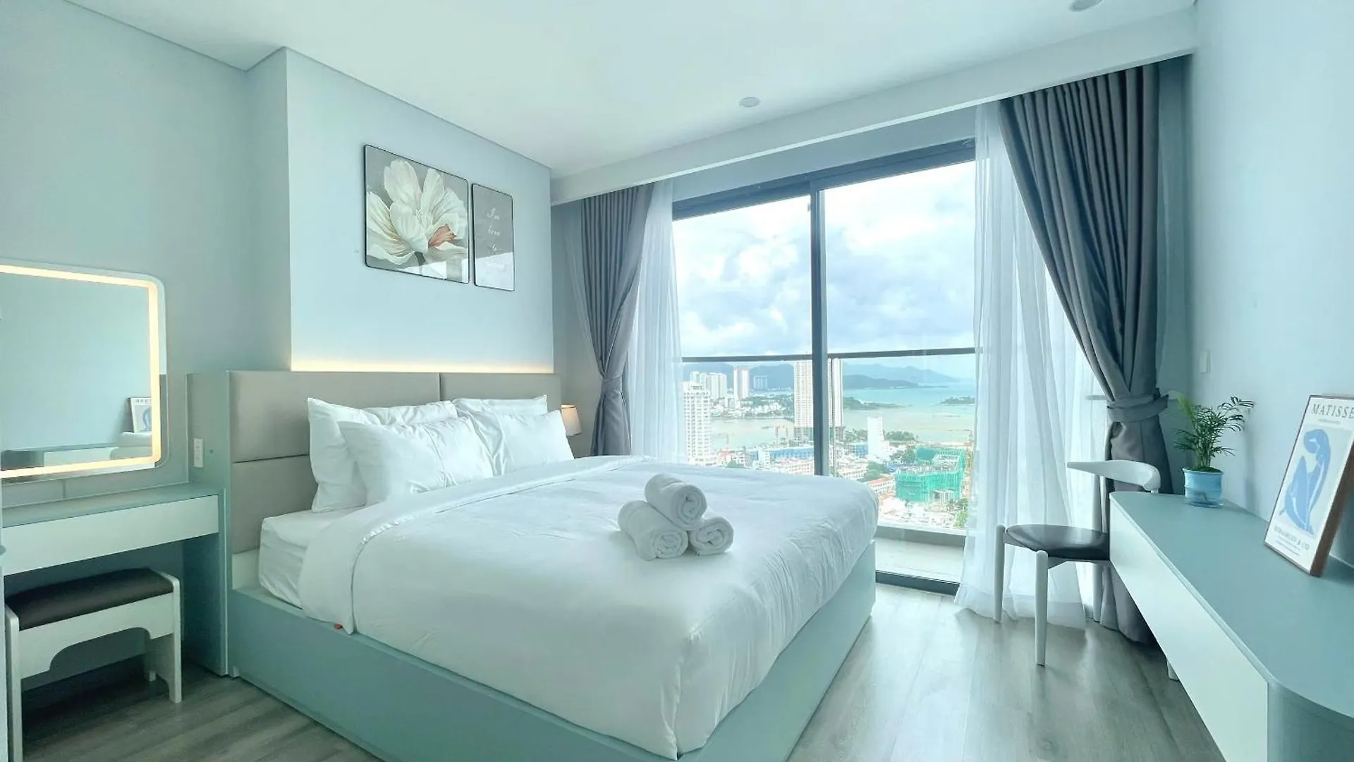 Marina Suites Nha Trang - 2Brs - Luxury Full Option Apt - Sea&Mountain View شقة